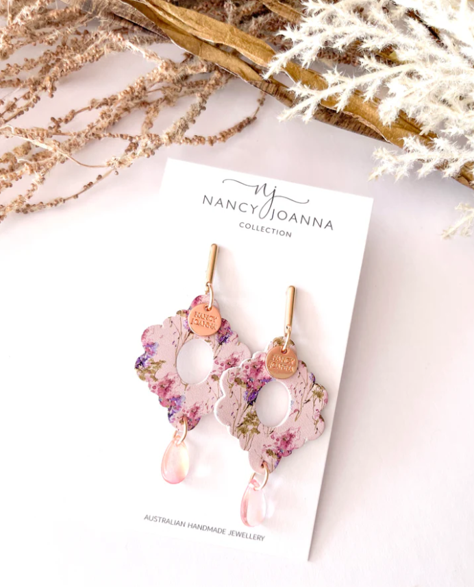Lovely Lavender Wavy Drops
