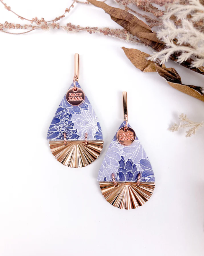 Summer Cloud Half Fan Teardrops