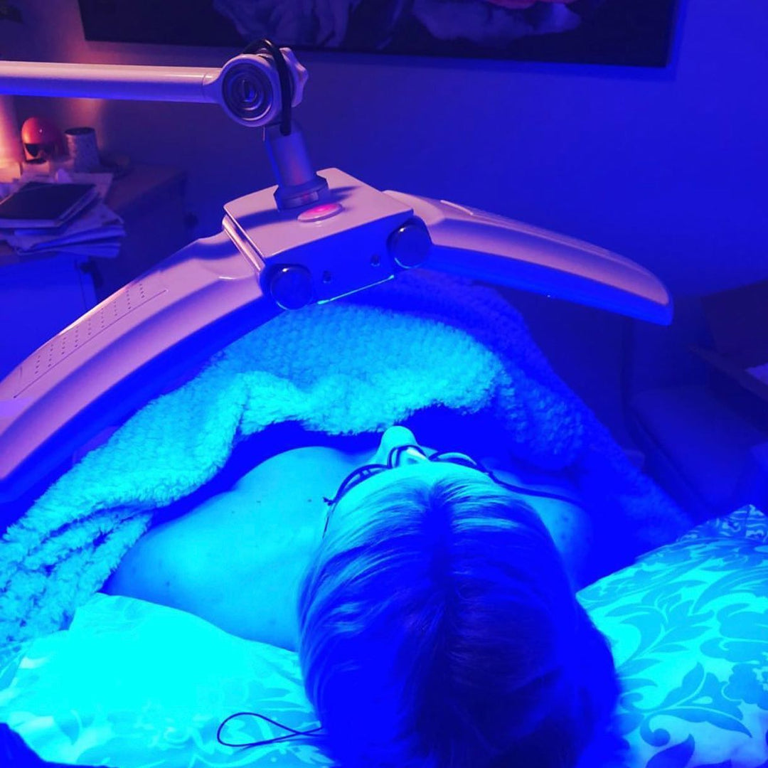 LED LIGHT THERAPY FACIAL