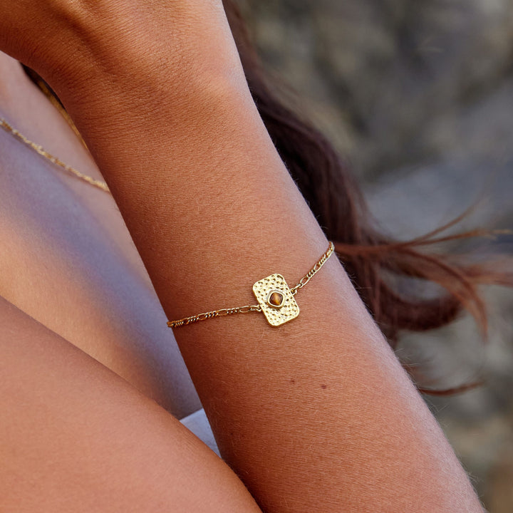 Athena Bracelet | 18k Gold plated with Tigers Eye