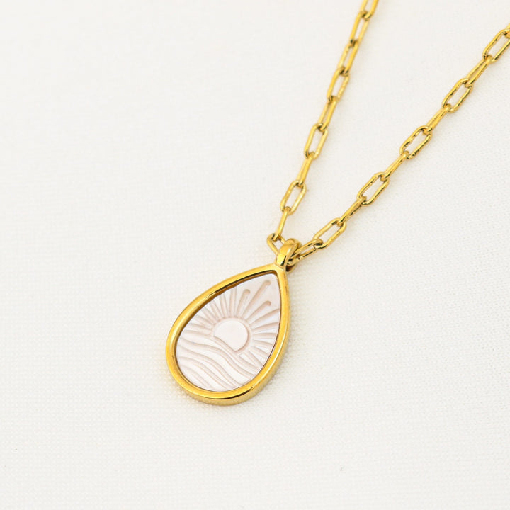 Kailani Necklace | Mother of Pearl