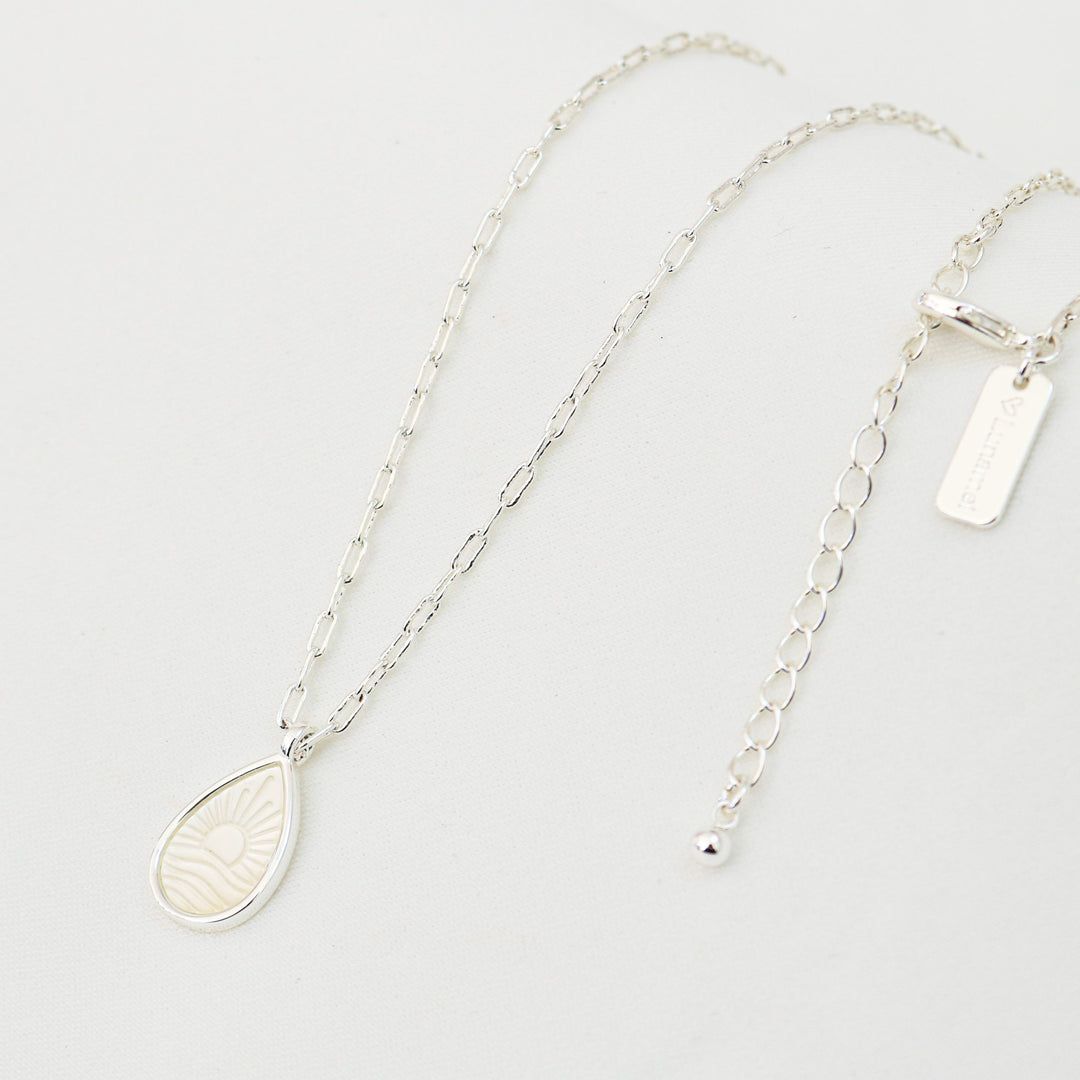 Kailani Necklace | Mother of Pearl