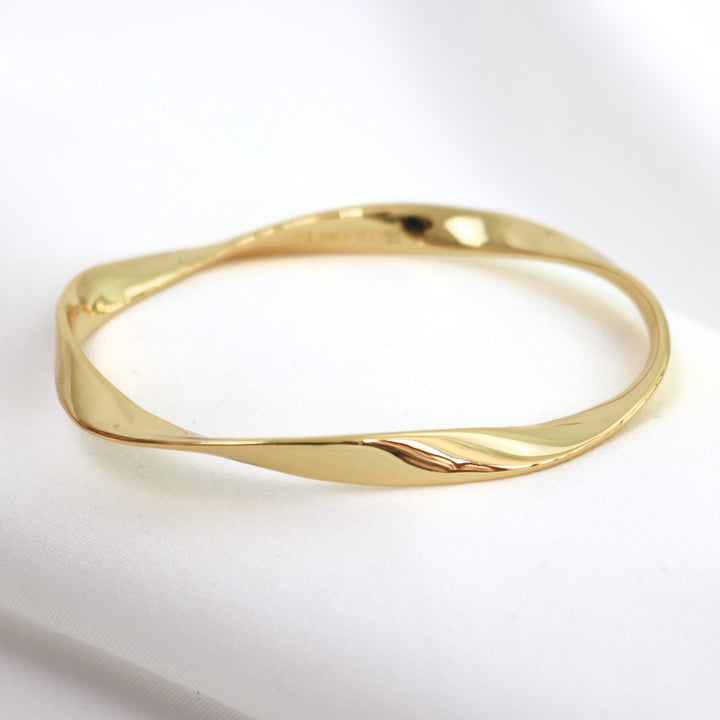 Lotus Bangle | Gold