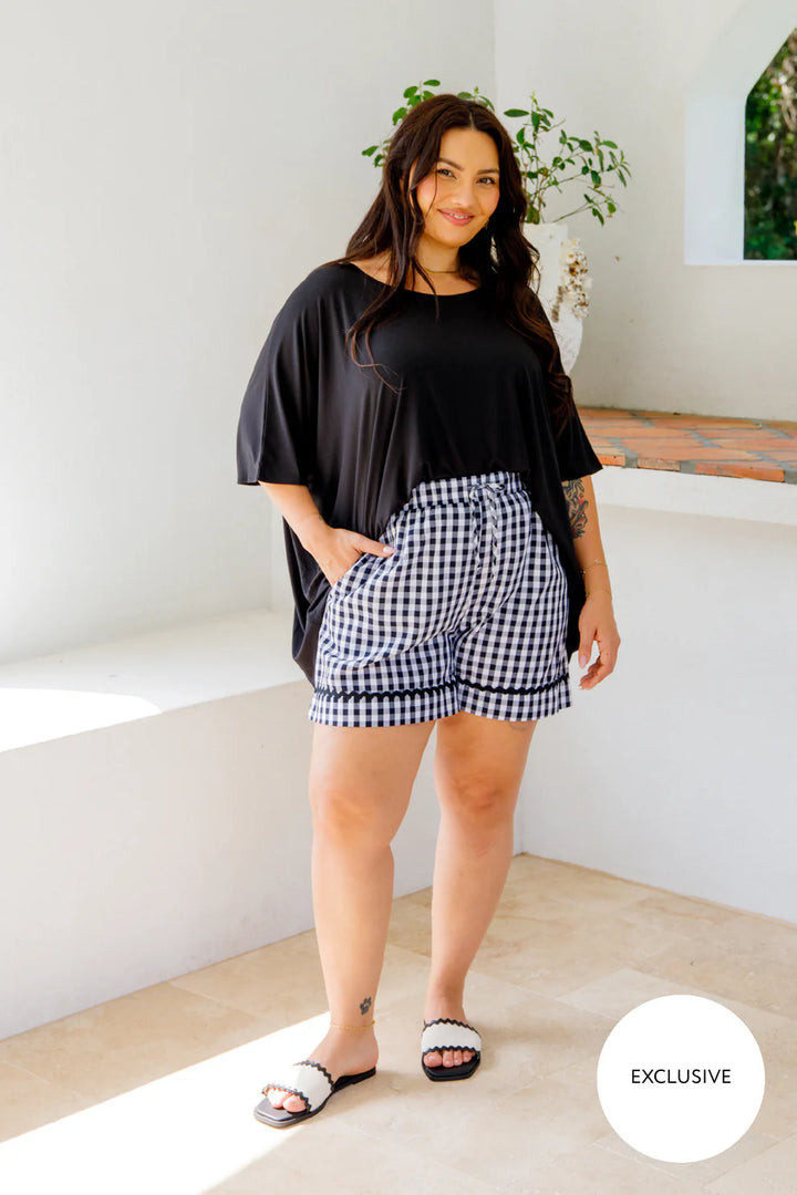 Milan Shorts | Black Gingham