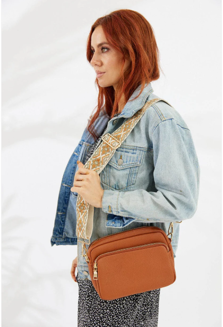 California Crossbody - Tan