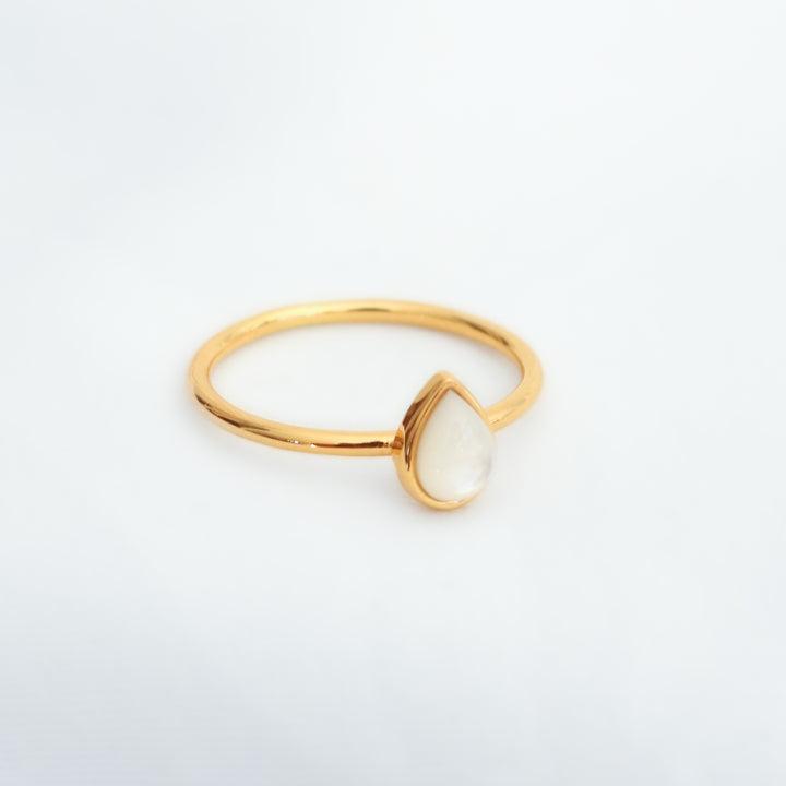 Selene Ring | Mother of Pearl